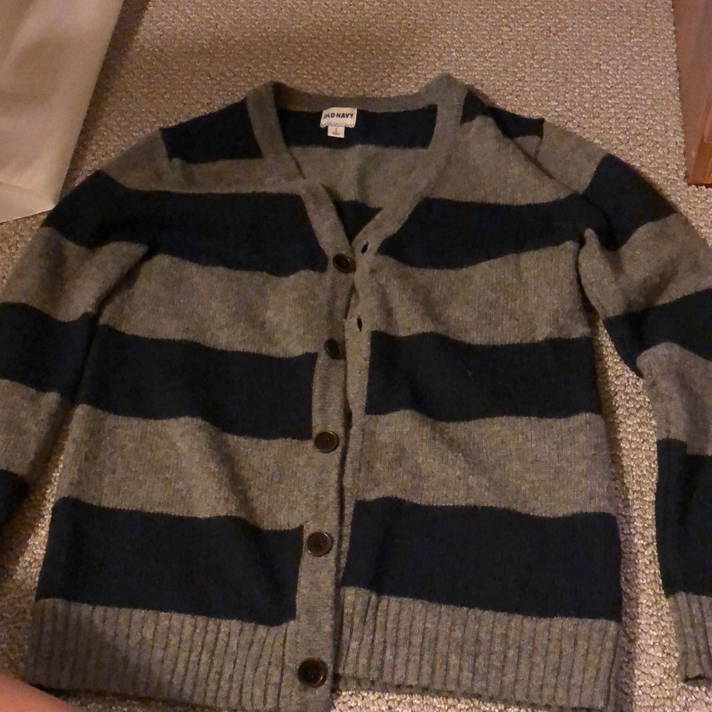 Old navy cardigan